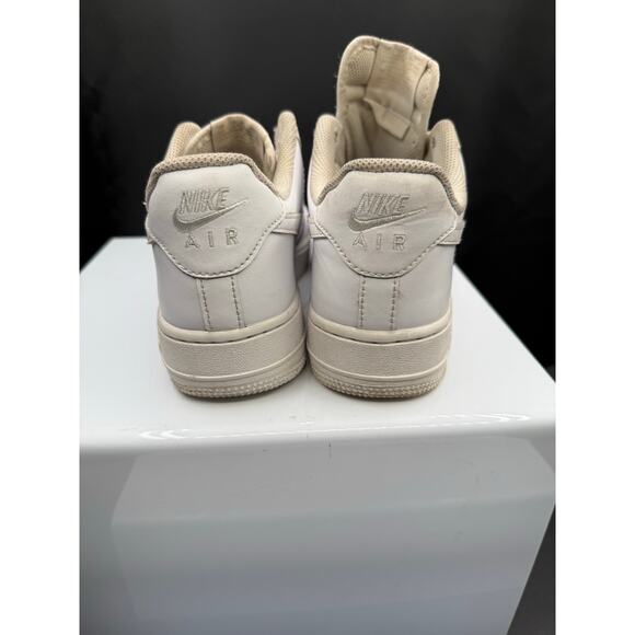 Nike Air Force 1 Low Cut Sneakers - All White - Size 7.5M main image 7